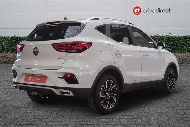 New MG ZS Exclusive 2025 White SUV
