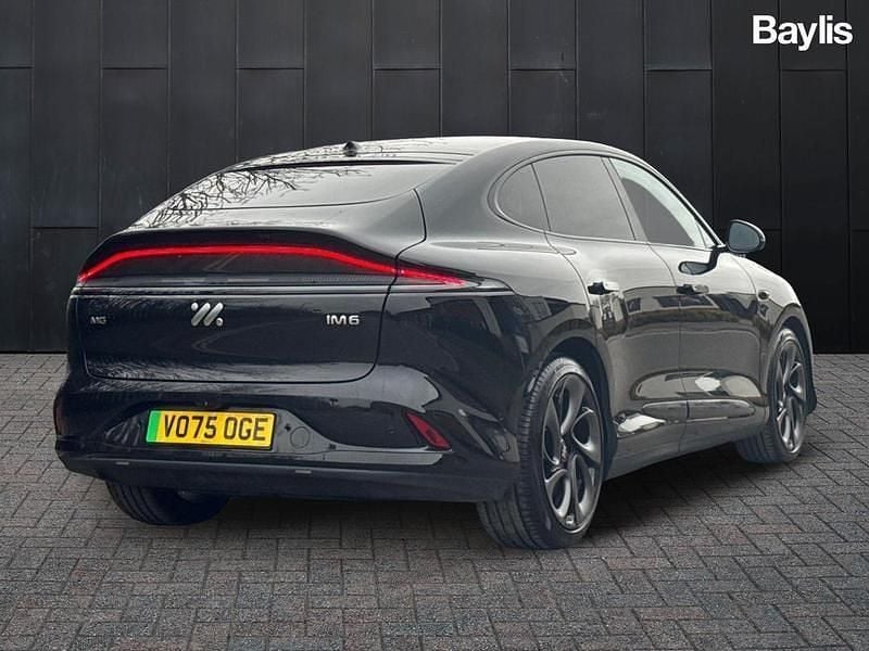 Used MG IM6 553 kW (752 HP) 2025 Black SUV