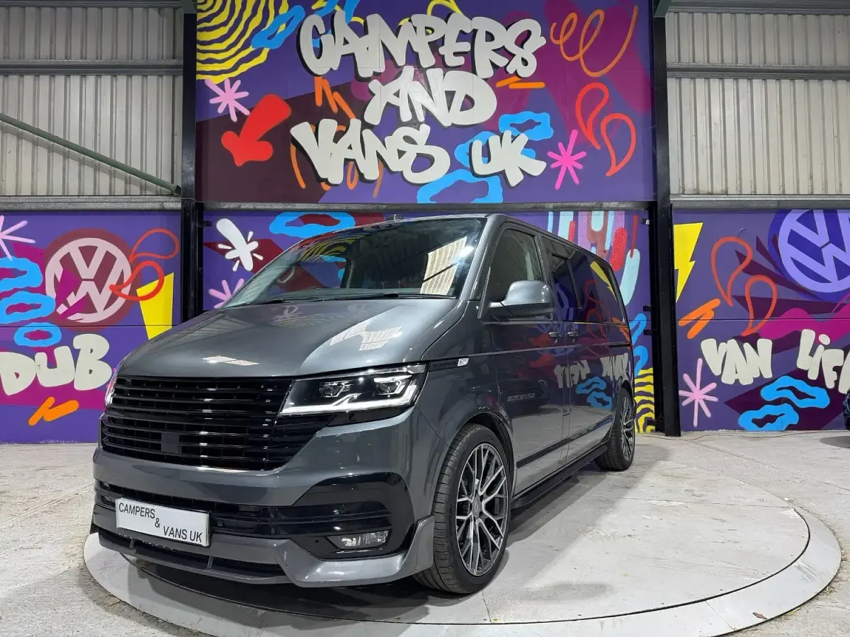 Used VW Transporter Highline 150 HP (110 kW) 2021 Grey Van