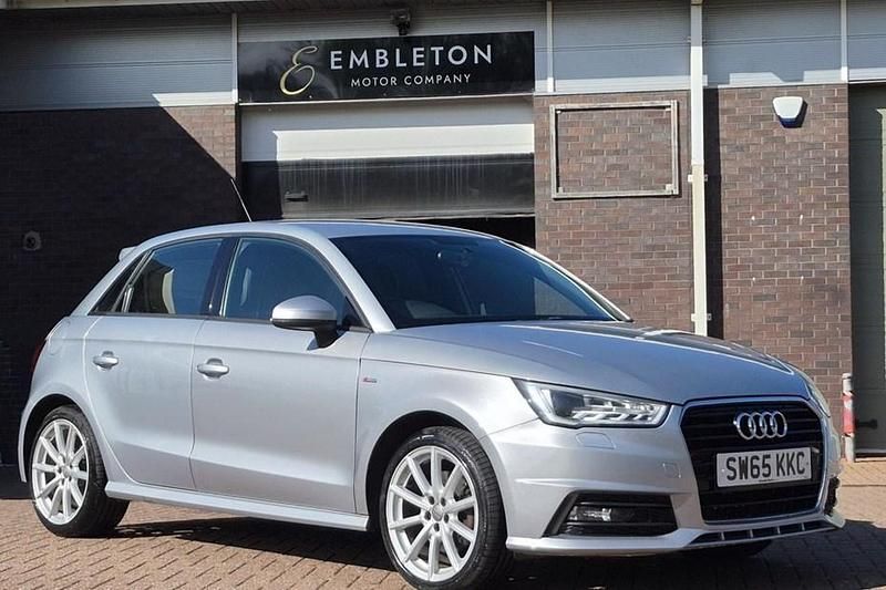 Usado Audi A1 Sportback S-Line 125 HP (91 kW) 2015 Prateado Citadino