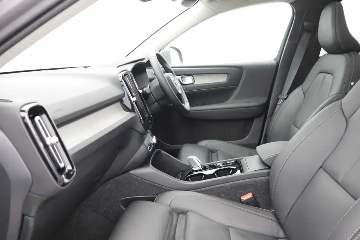 Used Volvo XC40 Ultra 194 HP (142 kW) 2026 SUV