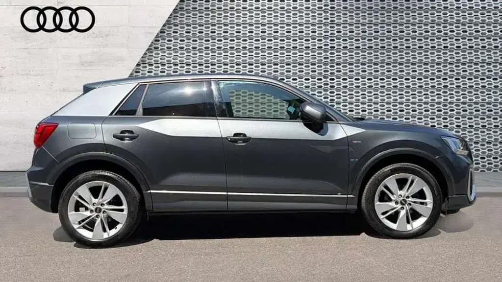 Used Audi Q2 S-Line 150 HP (110 kW) 2024 Grey SUV