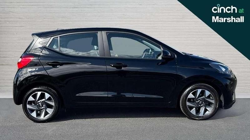 Used Hyundai i10 Advanced 67 HP (49 kW) 2023 Black  Hatchback