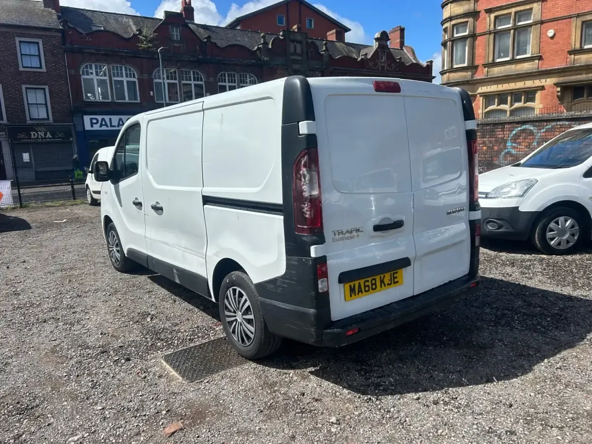 Usado Renault Trafic Business 2018 Branco Monovolume