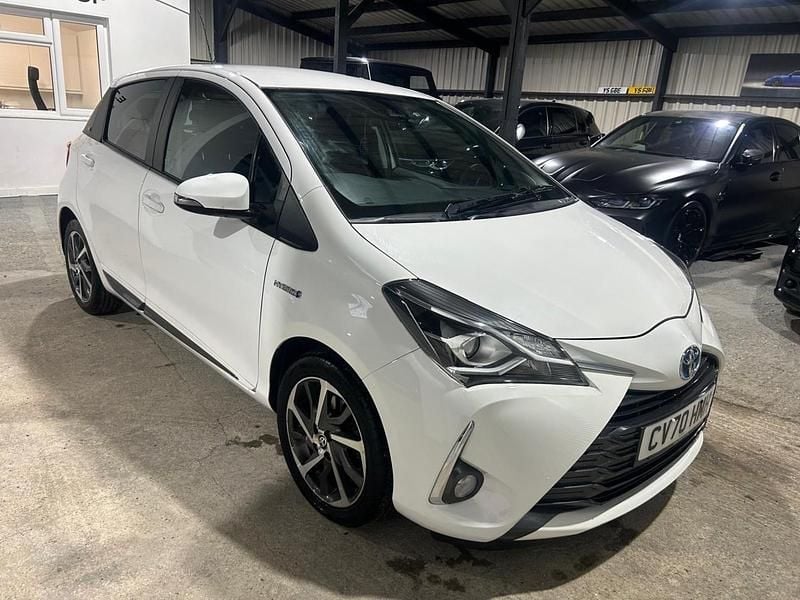 Used Toyota Yaris Hybrid 2020 White Hatchback