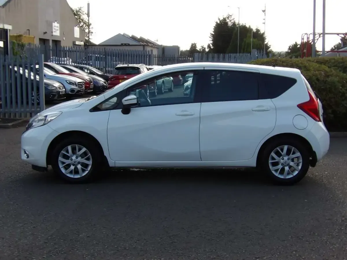 Used Nissan Note Acenta 2016 White Hatchback