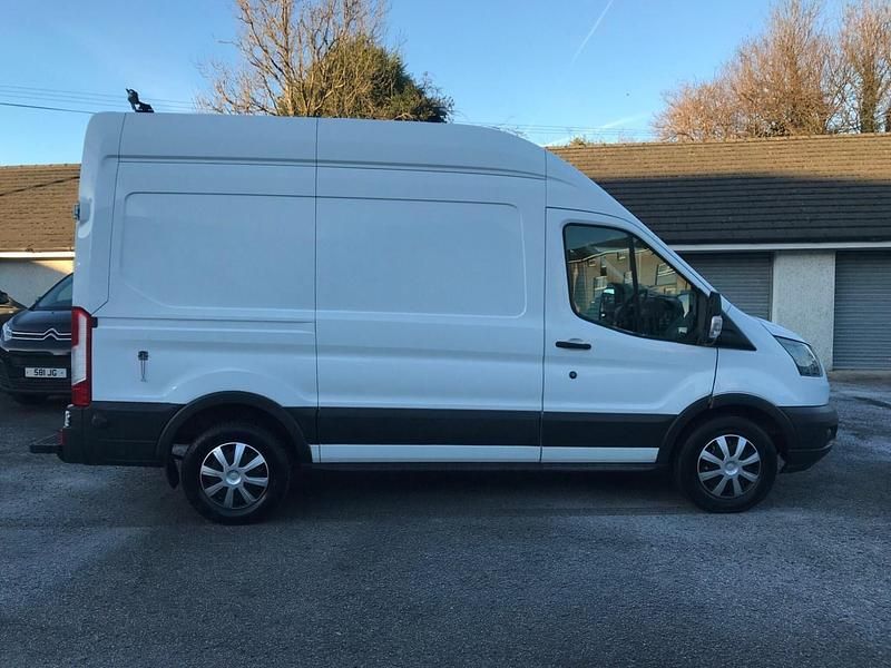 Used Ford Transit 130 HP (95 kW) 2018 White Van