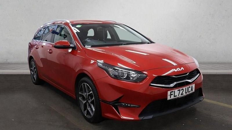 Red Used 2022 Kia Ceed Sportswagon Estate | £11,899 (Good price) - Image 1/4