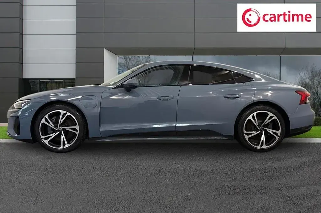Used Audi e-tron GT quattro Design 389 kW (530 HP) 2022 Grey Sedan