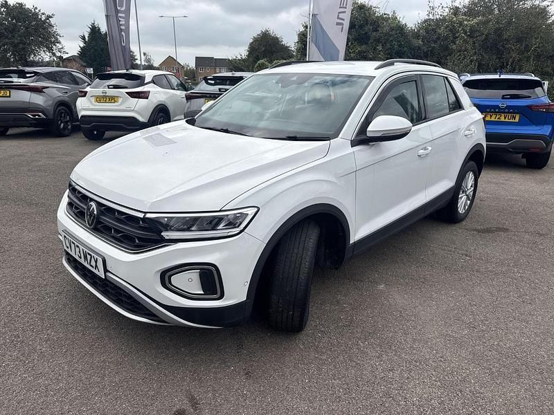 Begagnad VW T-Roc S 108 HK (79 kW) 2023 Vit SUV