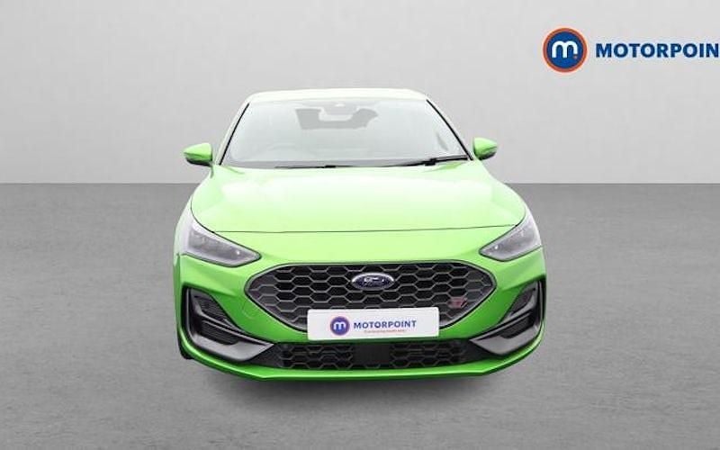 Used Ford Focus ST 280 HP (205 kW) 2024 Hatchback