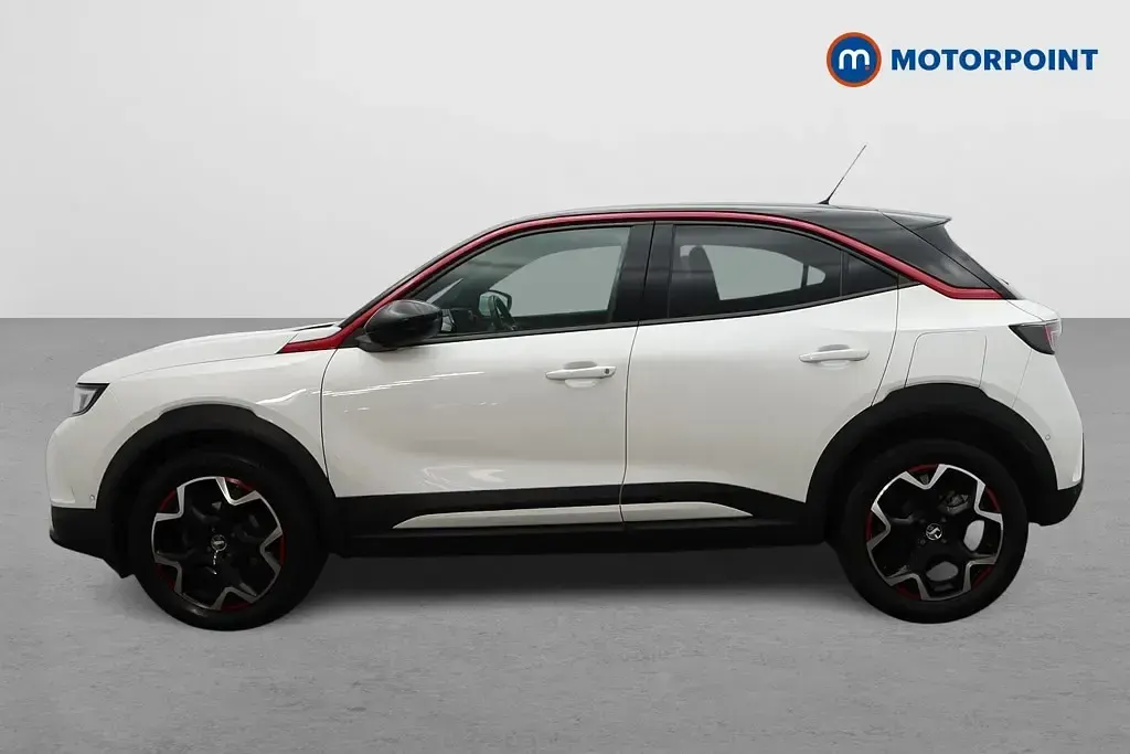 Used Vauxhall Mokka SRi 101 HP (74 kW) 2022 White SUV