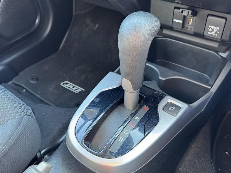 Used Honda Jazz SE 102 HP (75 kW) 2018 White Hatchback