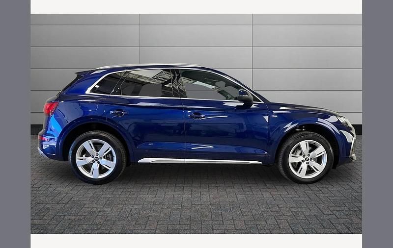 Used Audi Q5 S-Line 299 HP (219 kW) 2022 Blue SUV