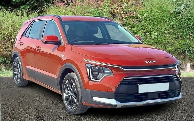 Orange Used 2023 Kia Niro SUV | £18,695 (Fair price) - Image 1/3