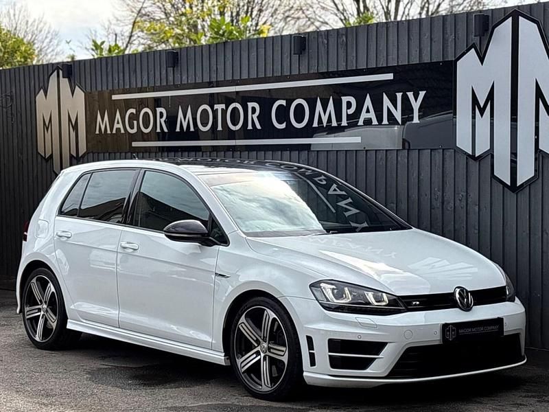 Used VW Golf VII R 2017 White Hatchback