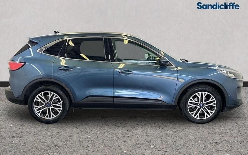 Used Ford Kuga Titanium 120 HP (88 kW) 2020 Blue SUV