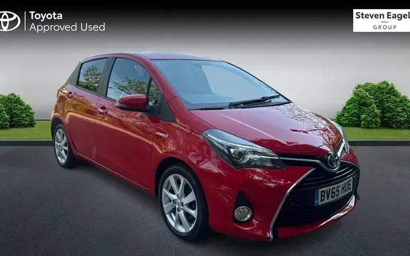 Used Toyota Yaris Sport 101 HP (74 kW) 2015 Hatchback