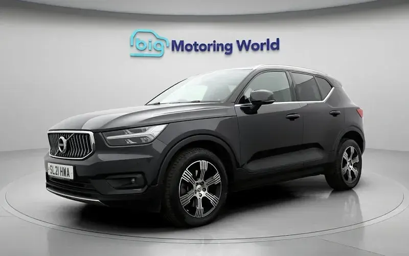 Used Volvo XC40 Inscription 197 HP (144 kW) 2021 Black SUV