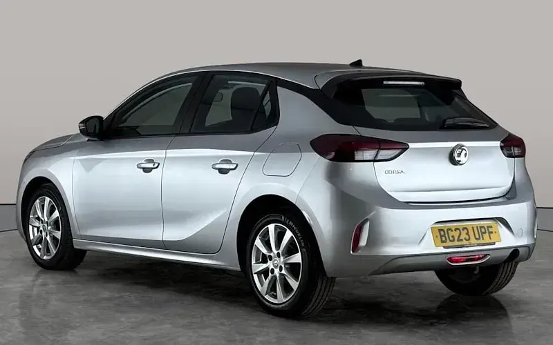 Used Vauxhall Corsa Design Edition 101 HP (74 kW) 2023 Silver Hatchback