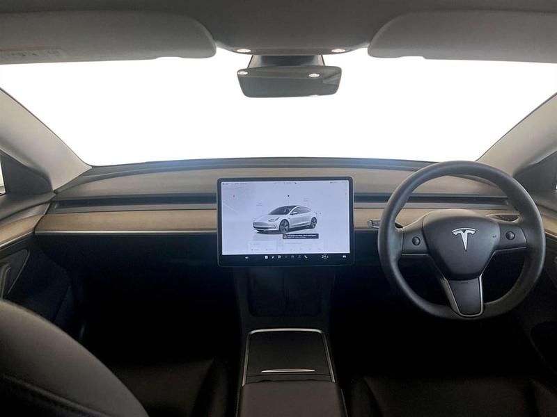 Used Tesla Model 3 RWD 177 kW (241 HP) 2022 White Sedan