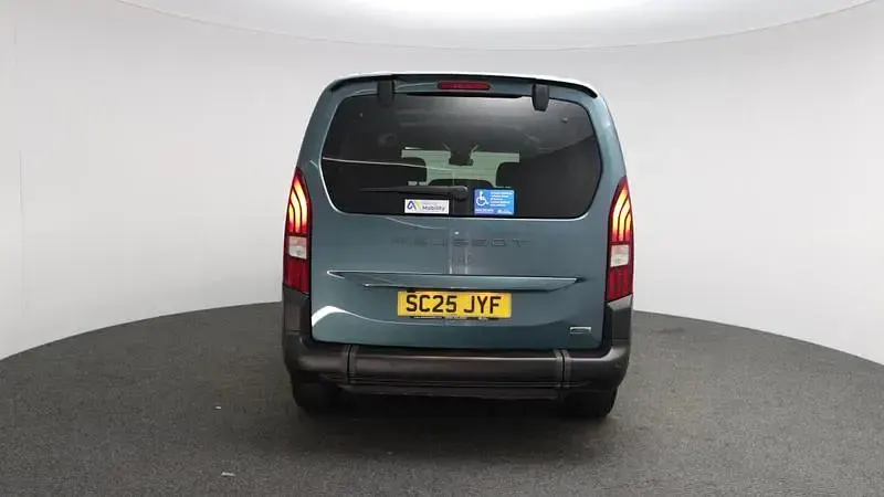 Used Peugeot Rifter Allure 2025 Blue MPV