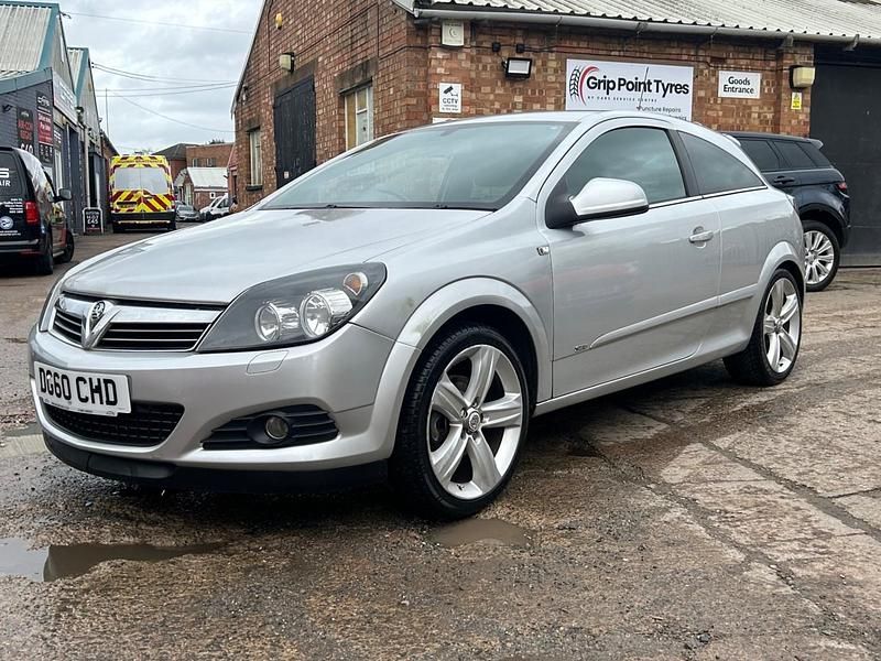 Used Vauxhall Astra SRi 2010 Silver Hatchback