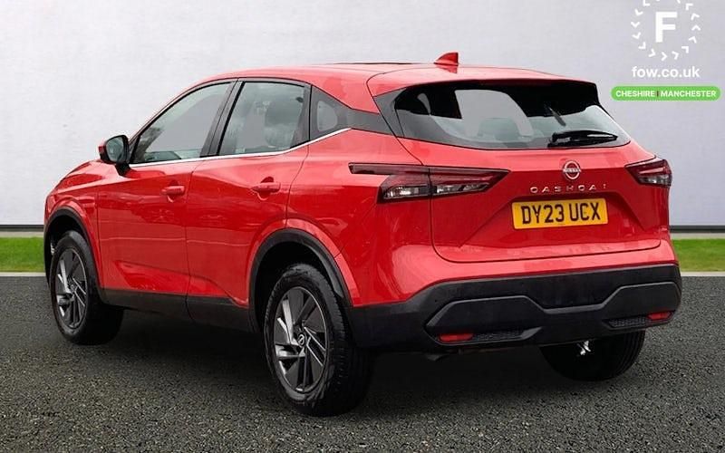Used Nissan Qashqai Acenta Premium 158 HP (116 kW) 2023 Red SUV