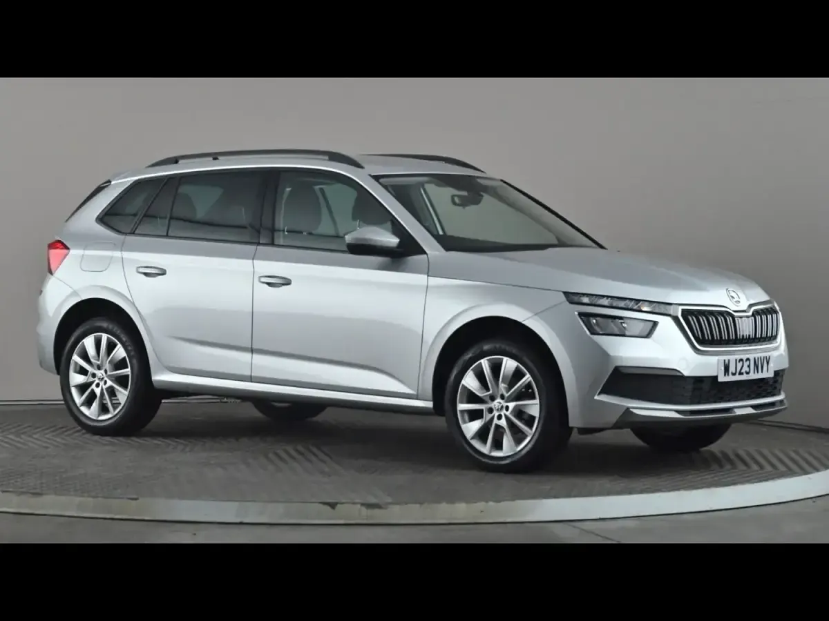 Usado Skoda Kamiq SE Drive 95 CV (69 kW) 2023 SUV