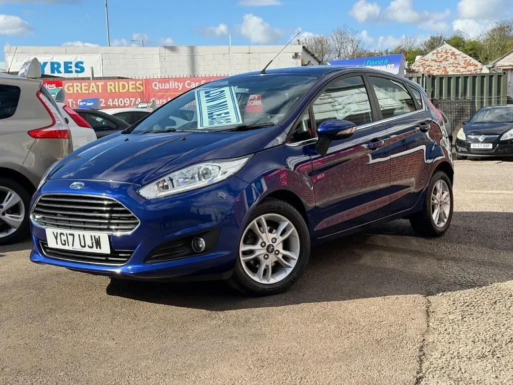 Used Ford Fiesta Zetec 2017 Blue Hatchback