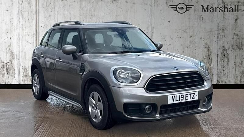 Silver Used 2019 Mini Cooper Countryman Classic SUV | £17,888 (Good price) - Image 1/4
