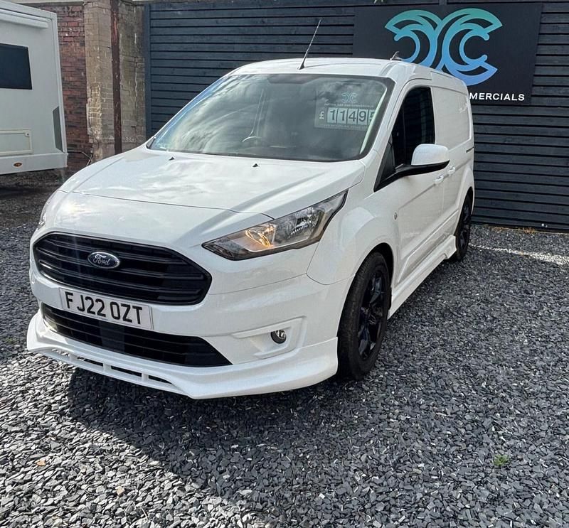 Used Ford Transit Connect Trend 2022 White MPV