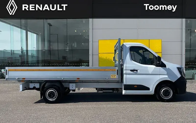 New Renault Master 150 HP (110 kW) 2026 White  MPV