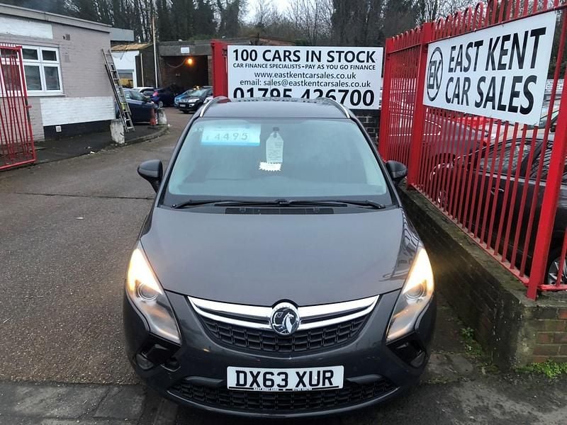 Used Vauxhall Zafira SRi 170 HP (125 kW) 2013 Grey MPV