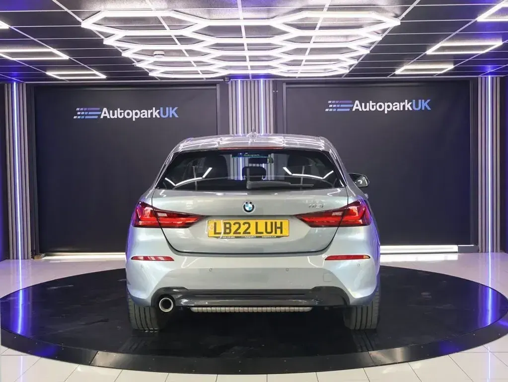 Used BMW 118 Sport Line 2022 Grey Hatchback