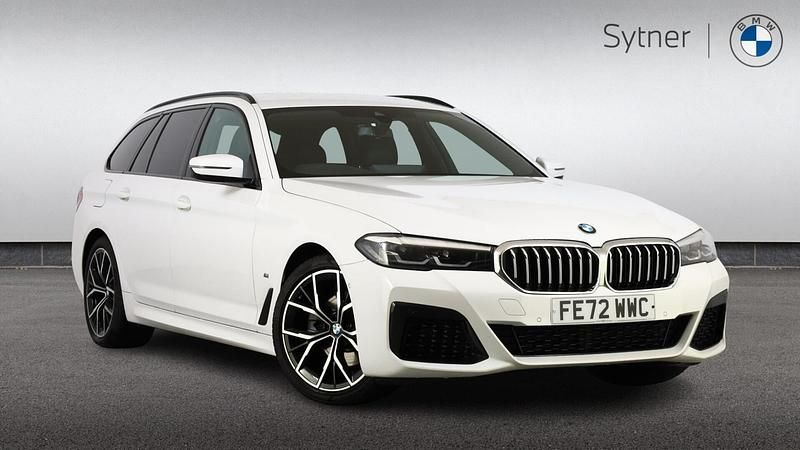 White Used 2022 BMW 520 M Sport Estate | £24,500 (Fair price) - Image 1/4
