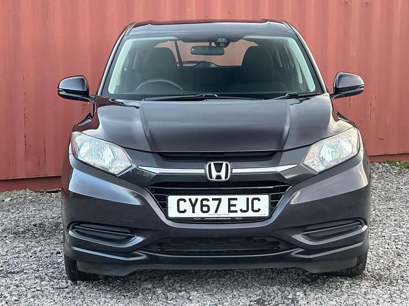 Used Honda HR-V S 130 HP (95 kW) 2017 Black SUV