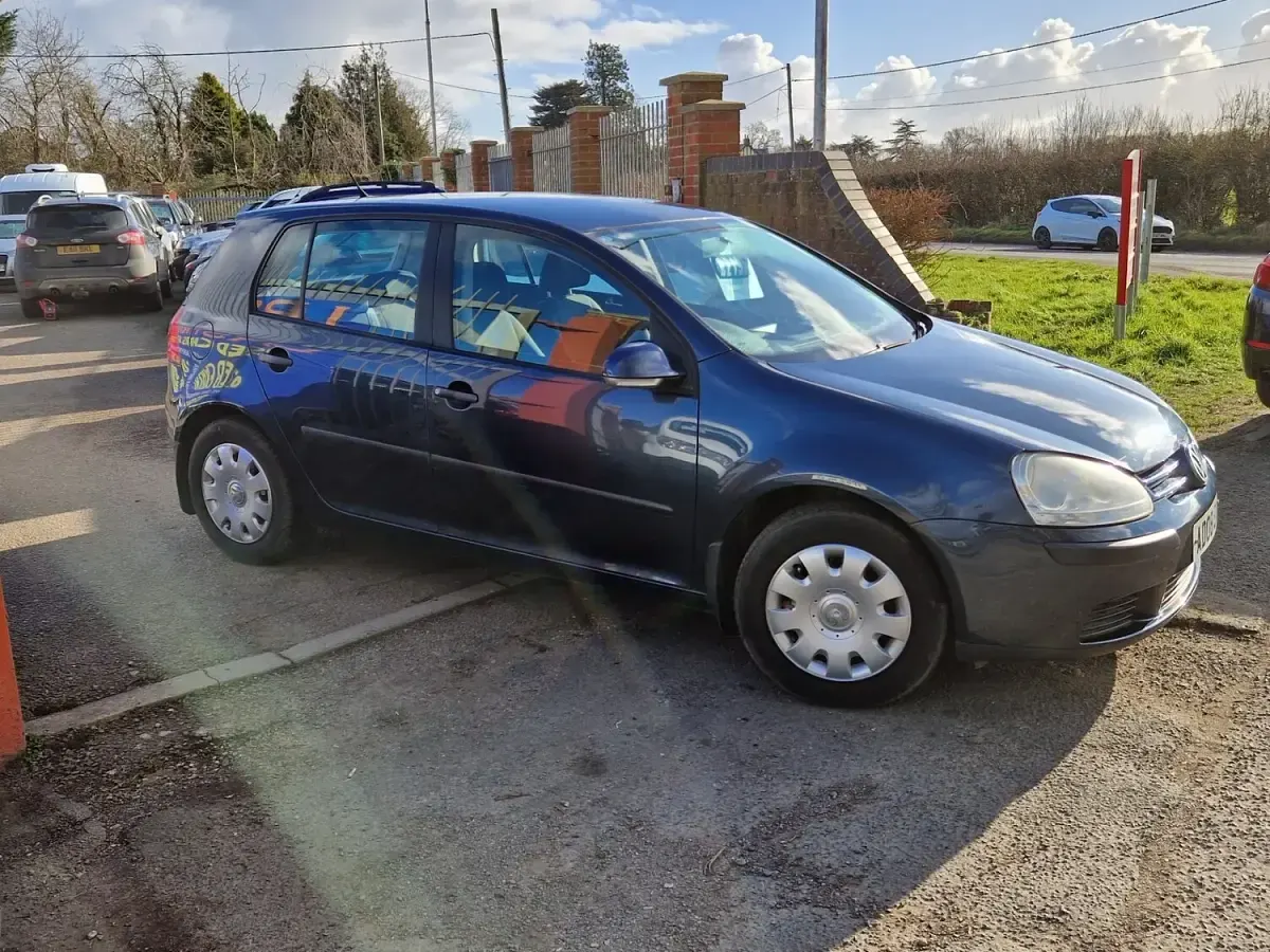 Used VW Golf V S 105 HP (77 kW) 2008 Blue Hatchback
