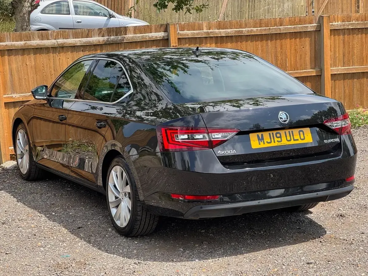 Used Skoda Superb SE L Executive 2019 Black Hatchback
