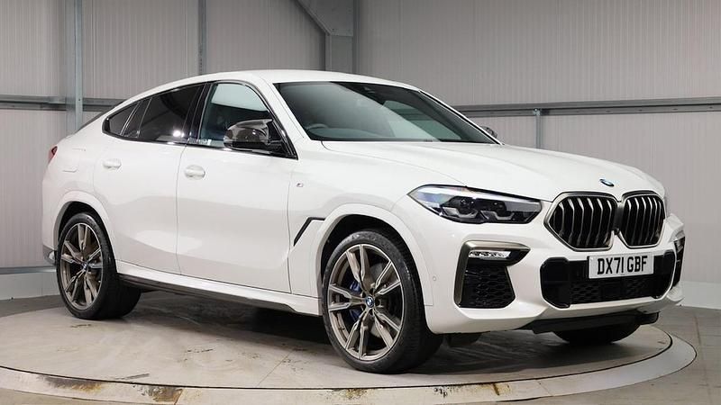 White Used 2021 BMW X6 M50 Comfort Edition SUV | £50,000 (Fair price) - Image 1/4