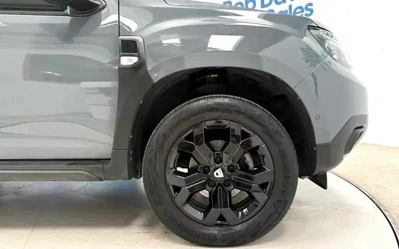 Used Dacia Duster Extreme 90 HP (66 kW) 2022 Grey SUV