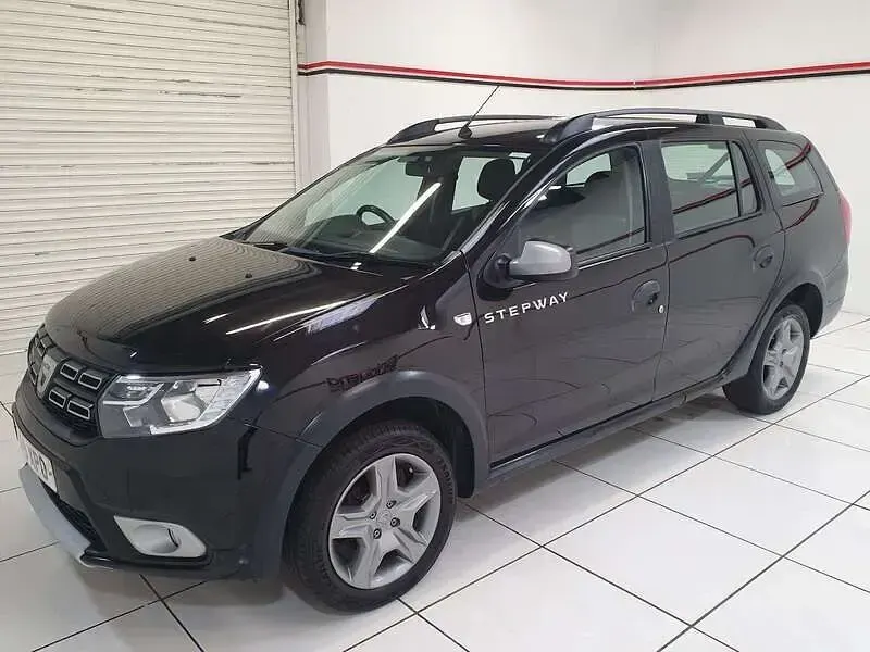Used Dacia Logan MCV Comfort 90 HP (66 kW) 2019 Black Estate