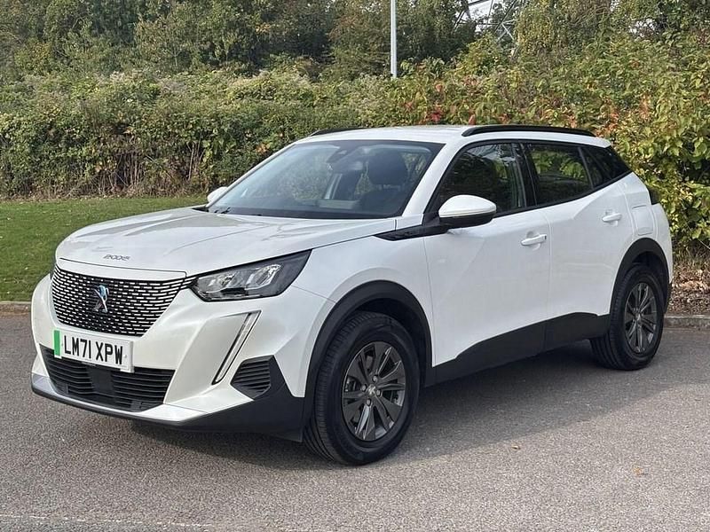 White Used 2021 Peugeot e-2008 Active Premium SUV | £12,400 (Fair price) - Image 1/4