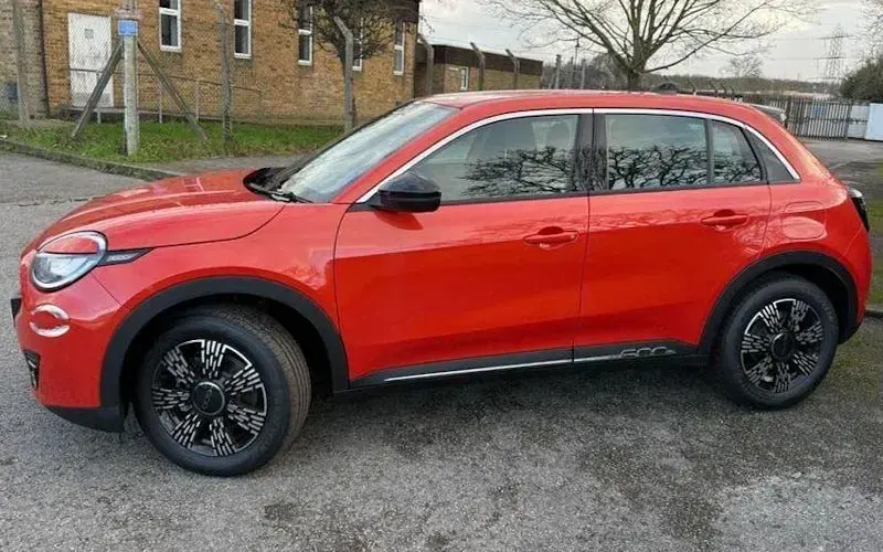 New Fiat 600 101 HP (74 kW) 2025 SUV