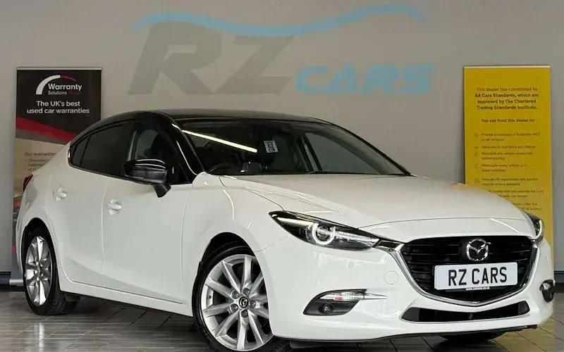 Begagnad Mazda 3 Inclusive 120 HK (88 kW) 2018 Sedan