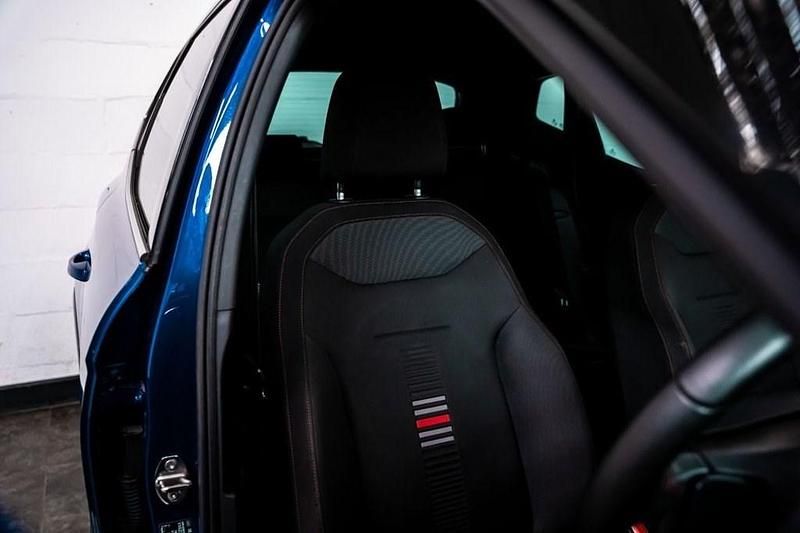 Used Seat Arona FR 115 HP (84 kW) 2018 Blue SUV