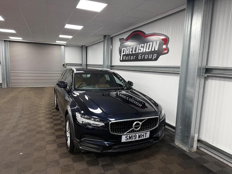 Used Volvo V90 CC 2019 Blue Estate