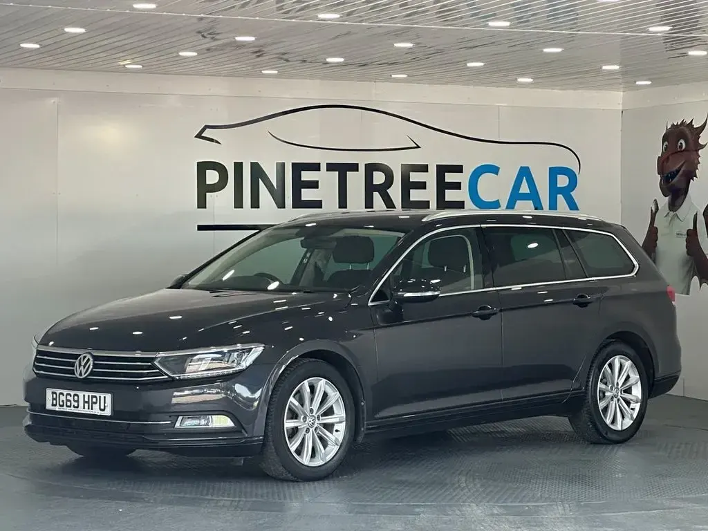 Used VW Passat Business 150 HP (110 kW) 2019 Grey Estate