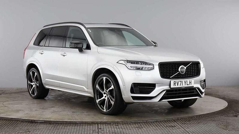 Bright silver Used 2021 Volvo XC90 R-Design Pro SUV | £39,245 (Fair price) - Image 1/4