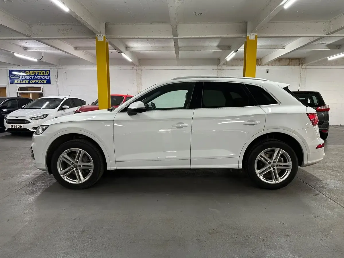 Used Audi Q5 S-Line 190 HP (139 kW) 2018 White SUV